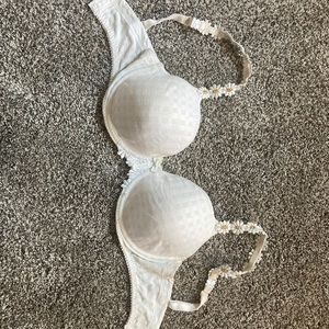 Mary Jo daisy chain bra size 34D. Gold detailing.